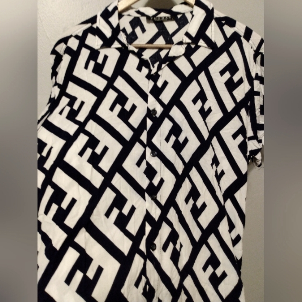 L short sleeved button down